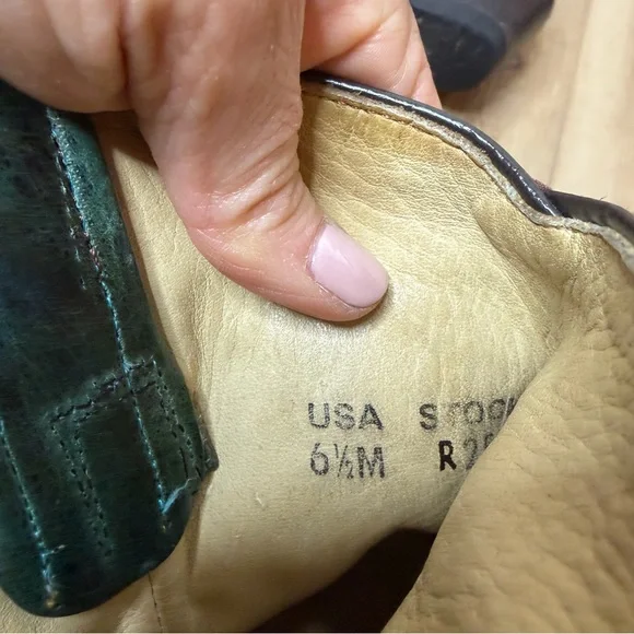 Corral Brown and Turquoise Embellished & Embroidered Snip Toe Western Boots - Picture 11 of 11